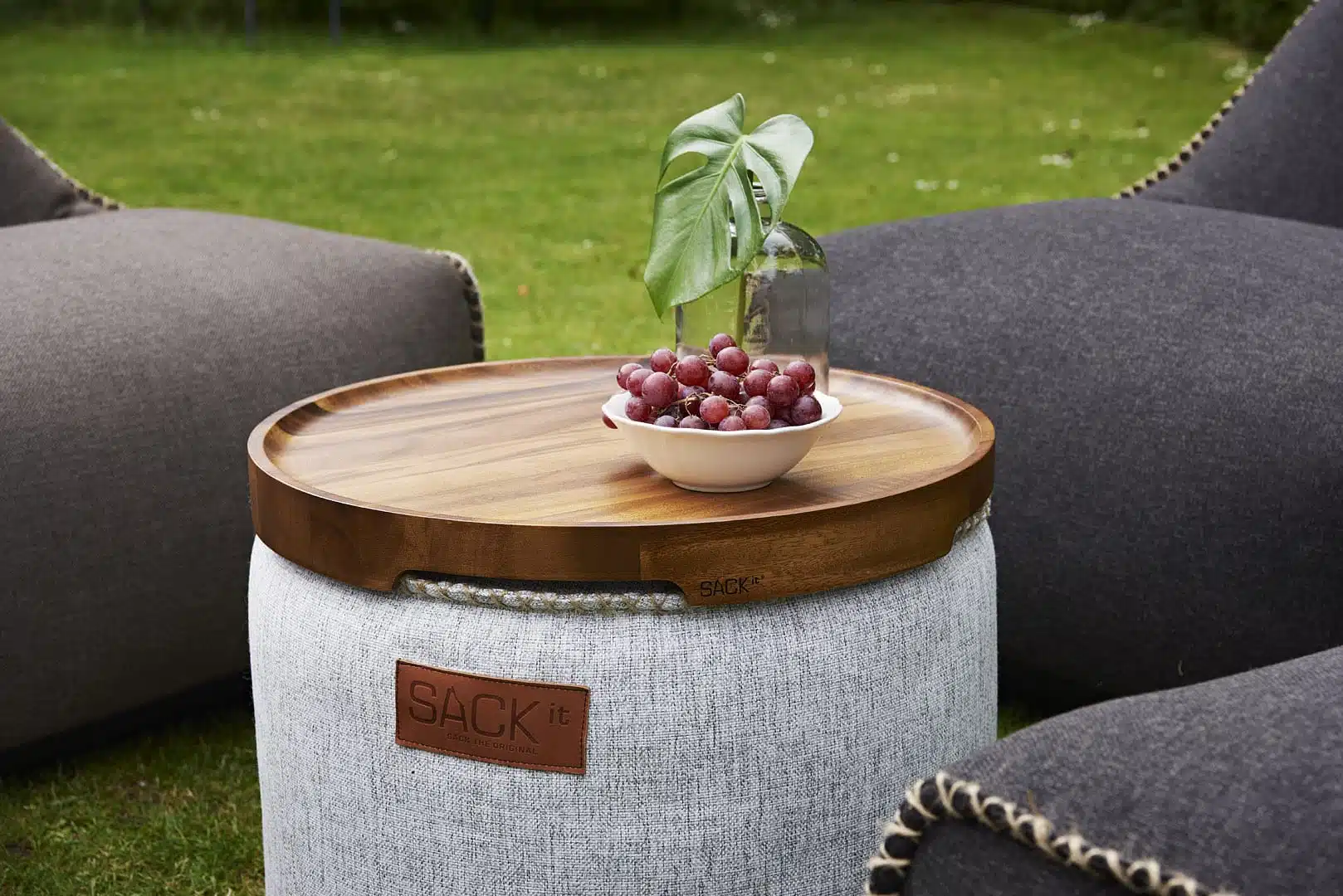 Puf RETROit Cobana drum Black, produktbillede 8 af 24, Puffe hos HomeNordic