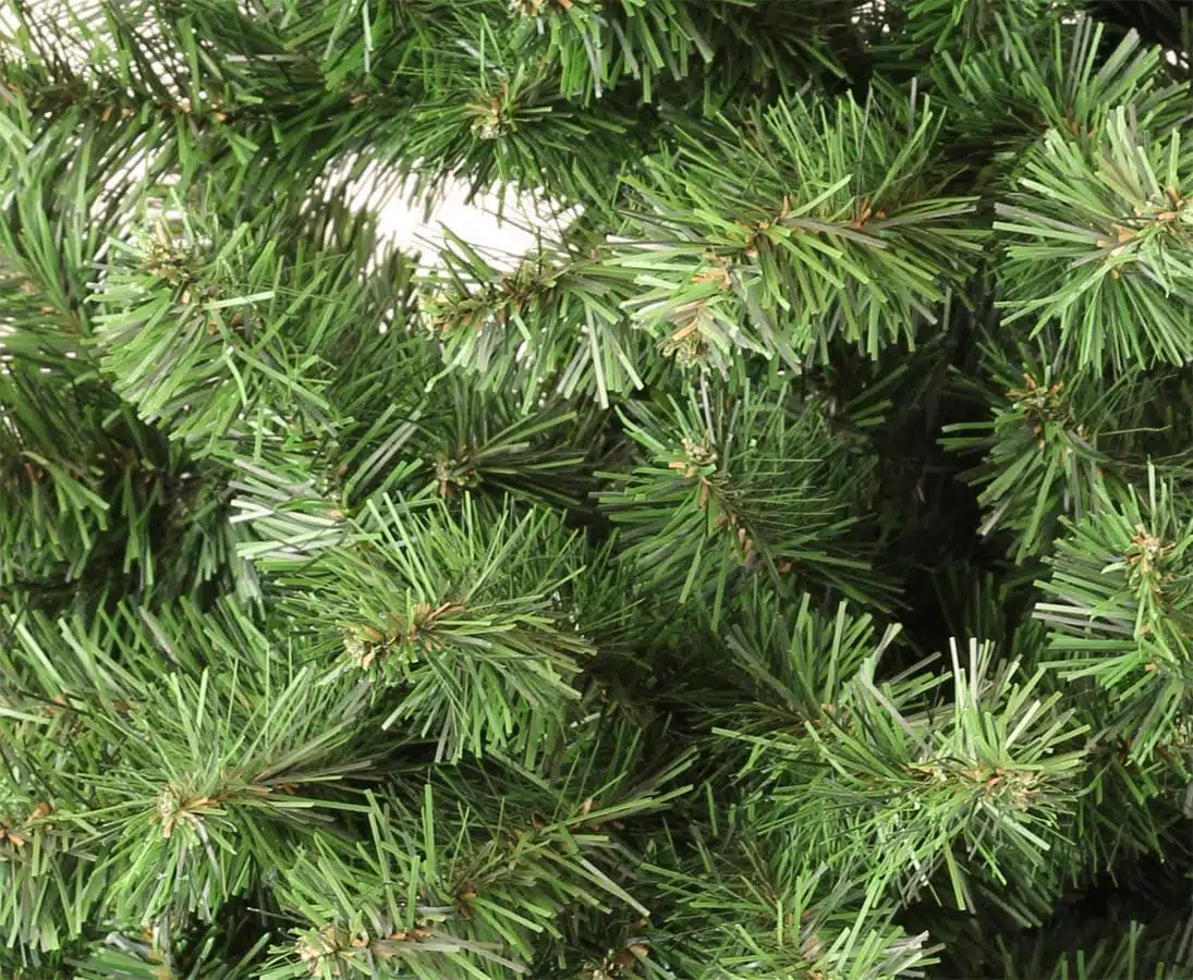 Juletræ 150 cm Georgia med 96 LED lys, produktbillede 7 af 23, Kunstige planter & træer hos HomeNordic