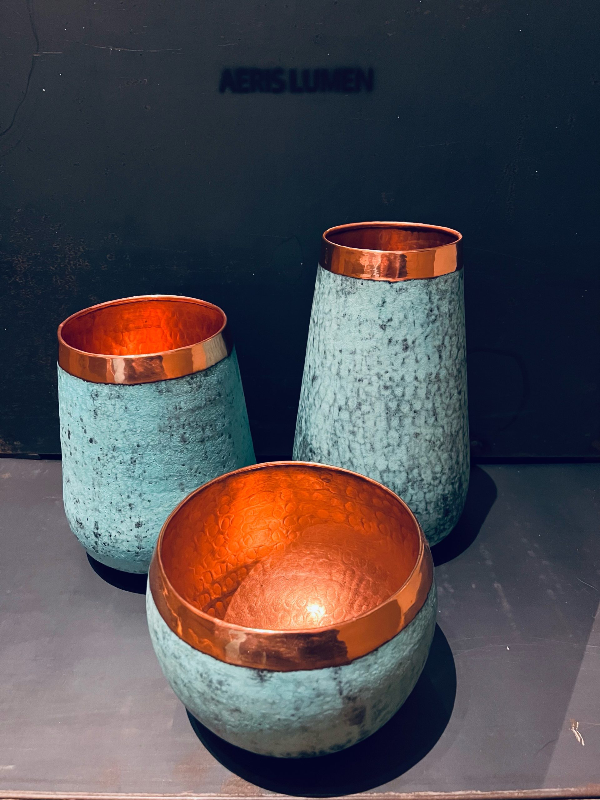 Billede af Oxiderede kobbervaser sæt med 3 vaser