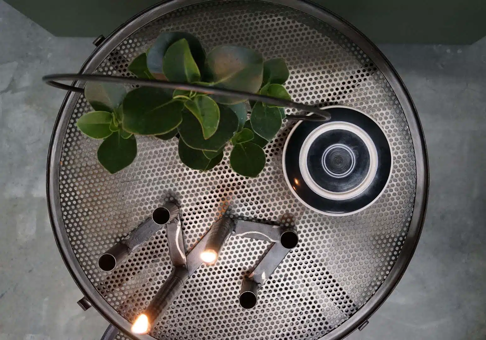 Moon sofa- eller sidebord, produktbillede 3 af 22, Sofaer hos HomeNordic