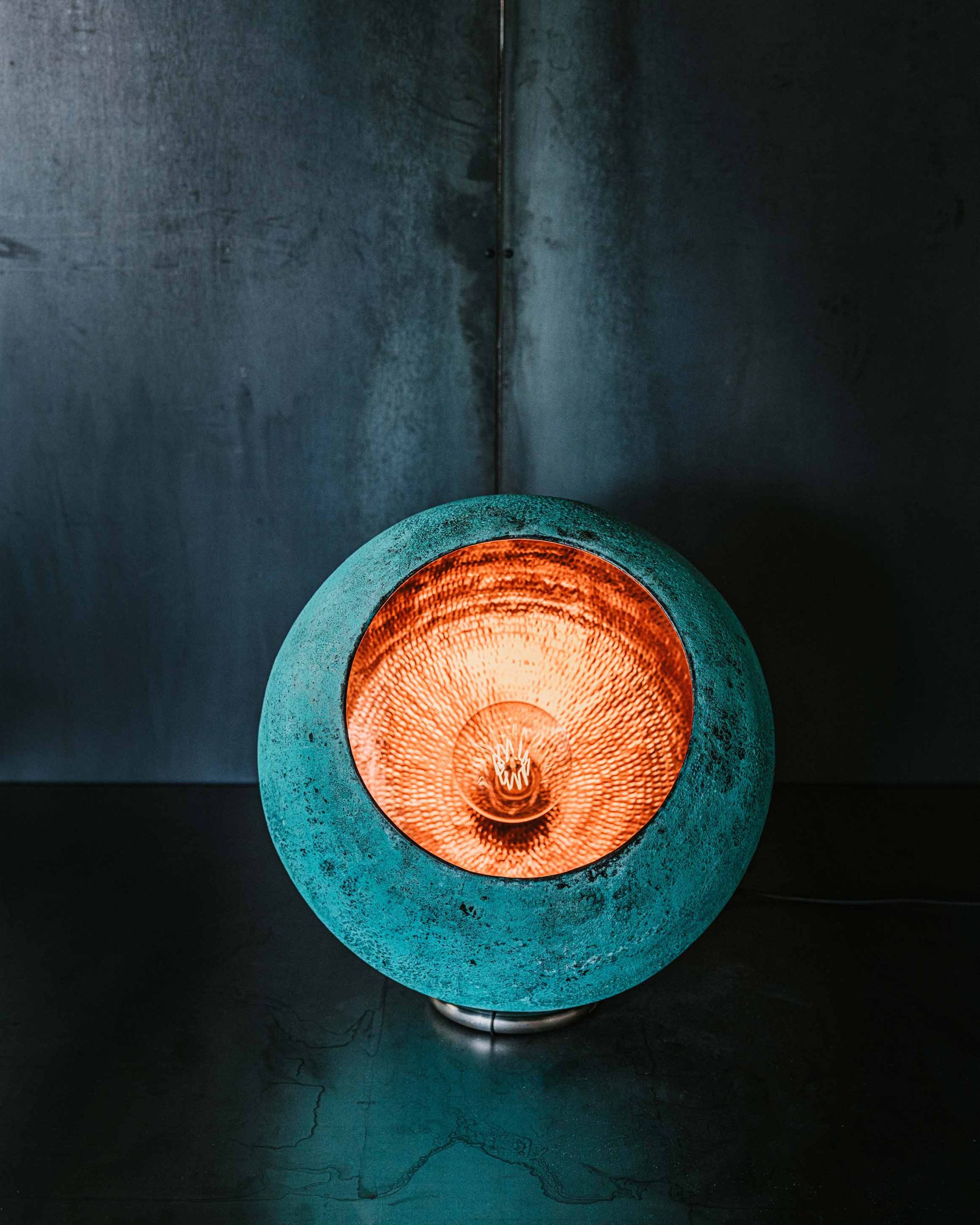 Gulvlampe i kobber