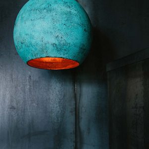 Oxideret kobberlampe fra Aeris Lumen