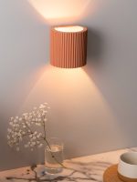 GANTlights S6 – up-and-down væglampe i rillet beton - Billede 7