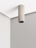 GANTlights S2L – lang loftspot i rillet beton - Billede 5